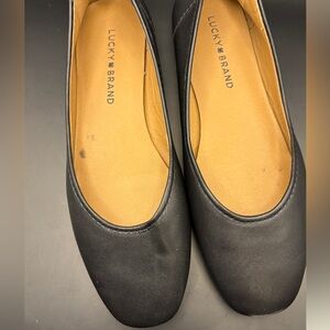 **CLOSET CLOSEOUT** Lucky Brand black leather square toe flats size 7.5/EU 38